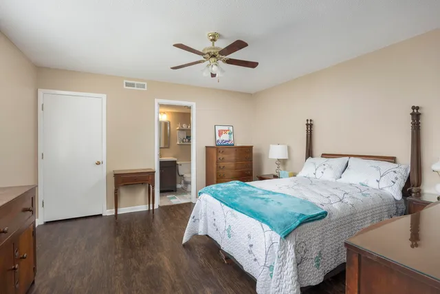 $185,000 | 800 Reads Lake Road, Unit 305, Chattanooga, TN 37415