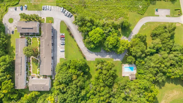 $185,000 | 800 Reads Lake Road, Unit 305, Chattanooga, TN 37415