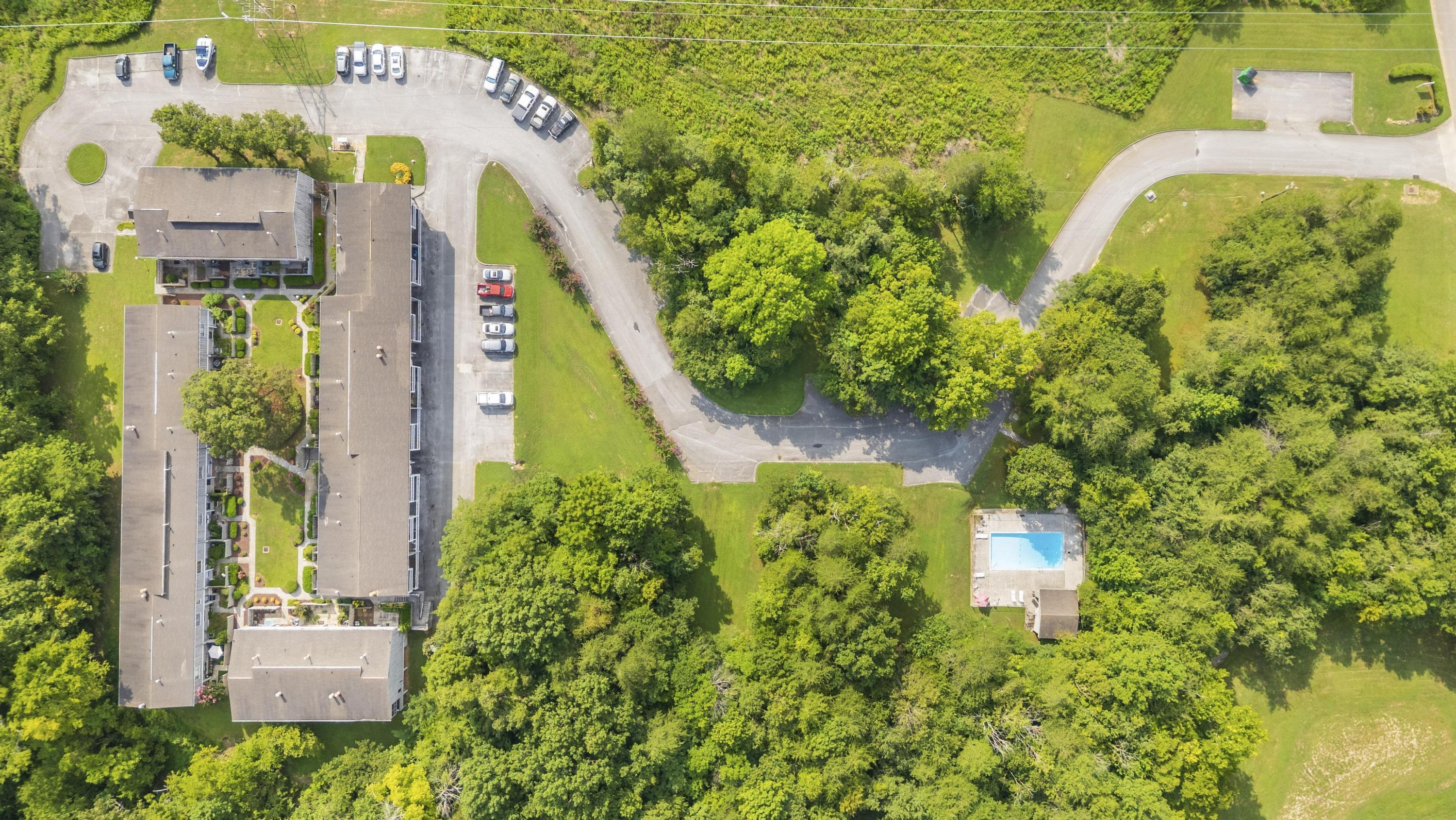 800 Reads Lake Road, Unit 305 Chattanooga, TN 37415 - Photo 32 of 37 2025_08_August_800_Reads_Lake_Rd_Unit_00