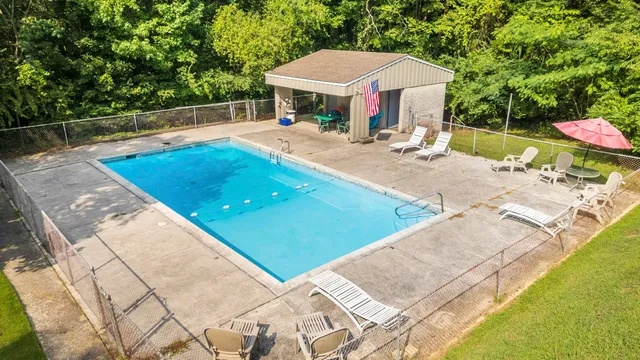 $185,000 | 800 Reads Lake Road, Unit 305, Chattanooga, TN 37415