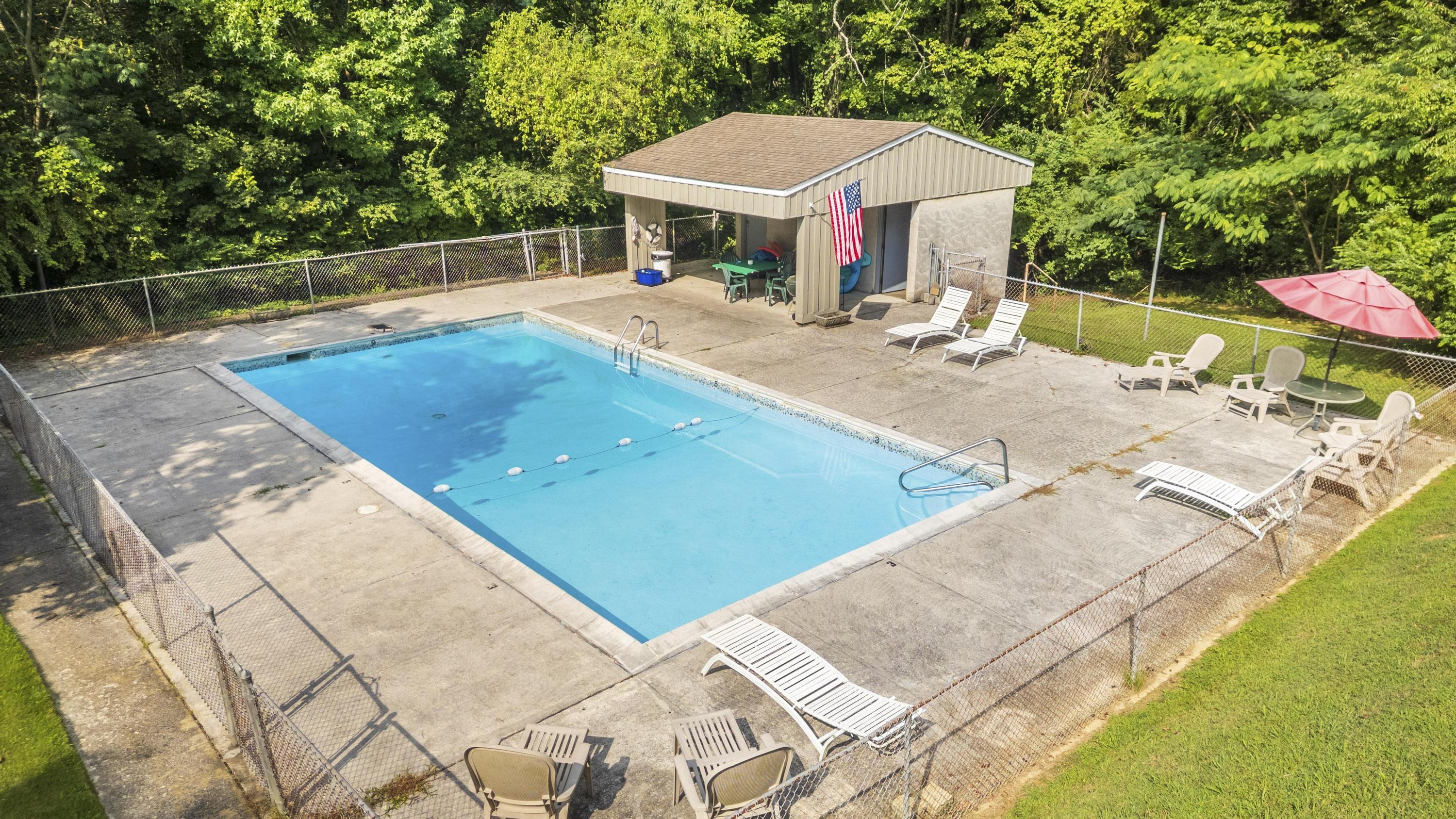 800 Reads Lake Road, Unit 305 Chattanooga, TN 37415 - Photo 33 of 37 2025_08_August_800_Reads_Lake_Rd_Unit_00