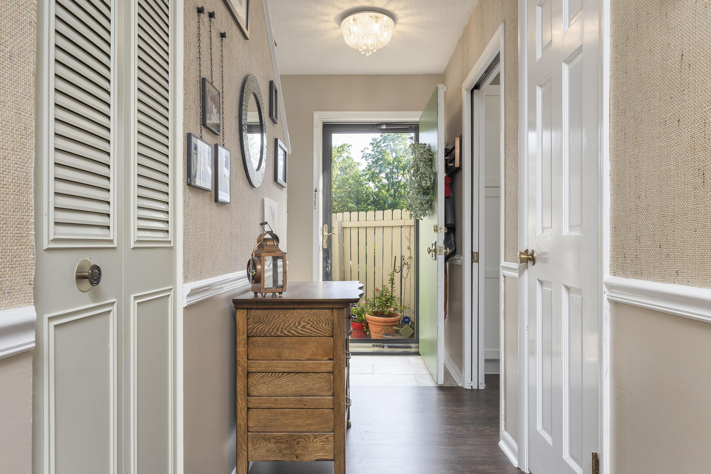 800 Reads Lake Road, Unit 305 Chattanooga, TN 37415 - Photo 4 of 37 2025_08_August_800_Reads_Lake_Rd_Unit_00