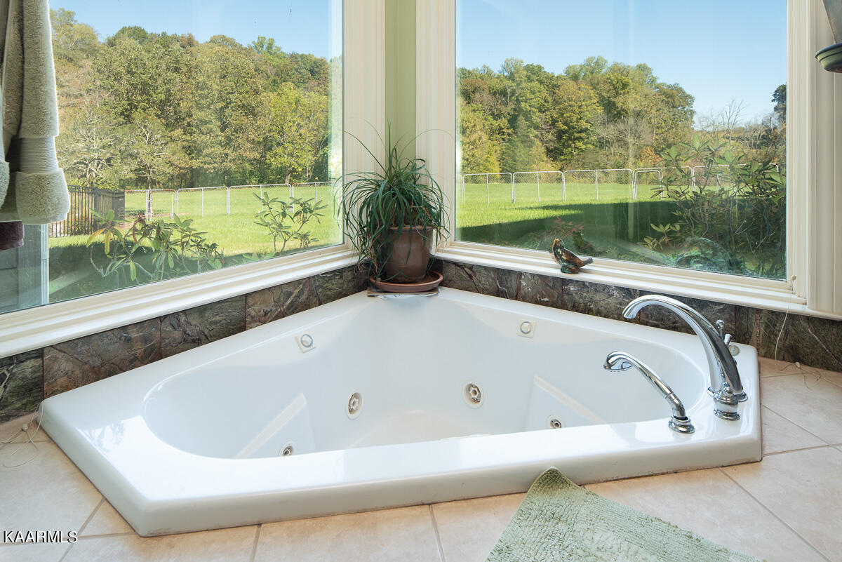 3014 Swafford Road Knoxville, TN 37932 - Photo 17 of 33 JBP_Swafford3014_Web-18