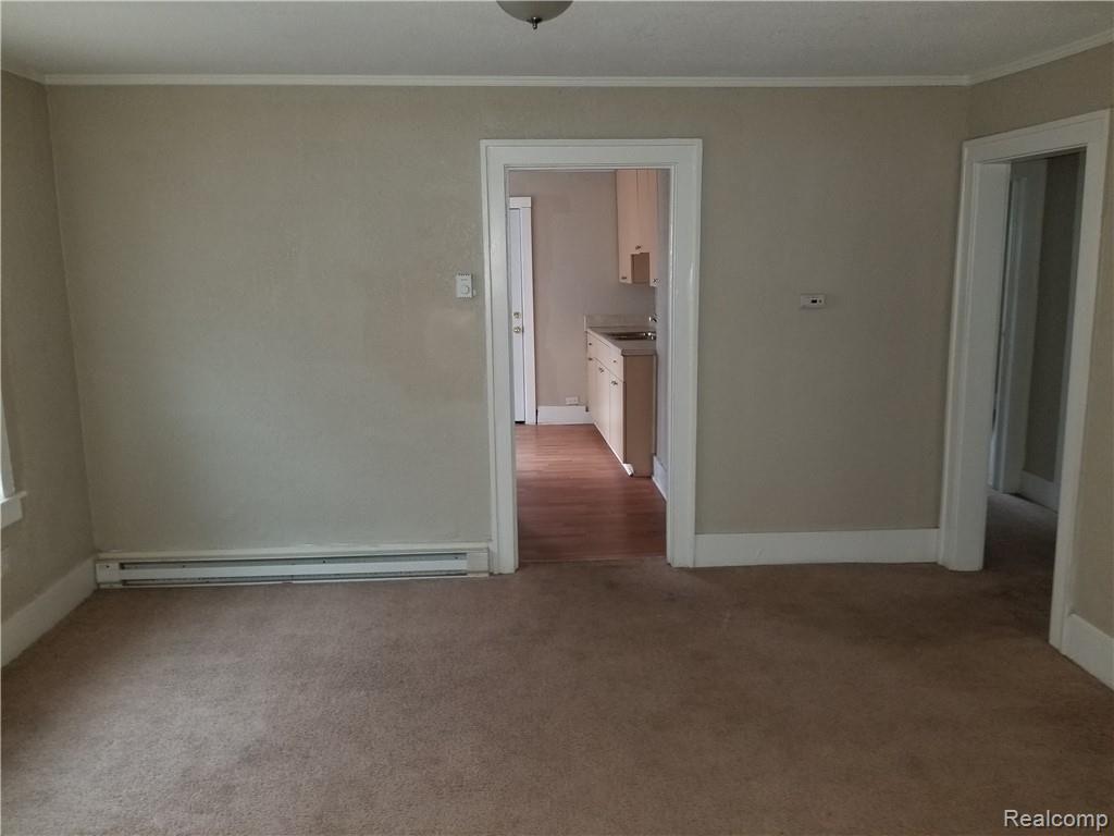 8032 Stephens Road Warren, MI 48089 - Photo 9 of 39 20180925_133416.jpg
