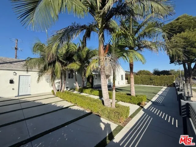 $2,000 | 1413 North Avon Street, Burbank, CA 91505