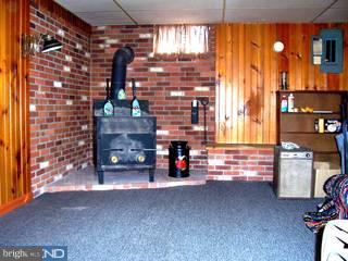295 Reid Road Coatesville, PA 19320 - Photo 3 of 6 Gallery Image 3