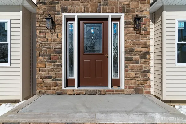 a view of entrance door of the house