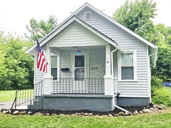 $149,900 | 675 East Beverly Avenue, Pontiac, MI 48340