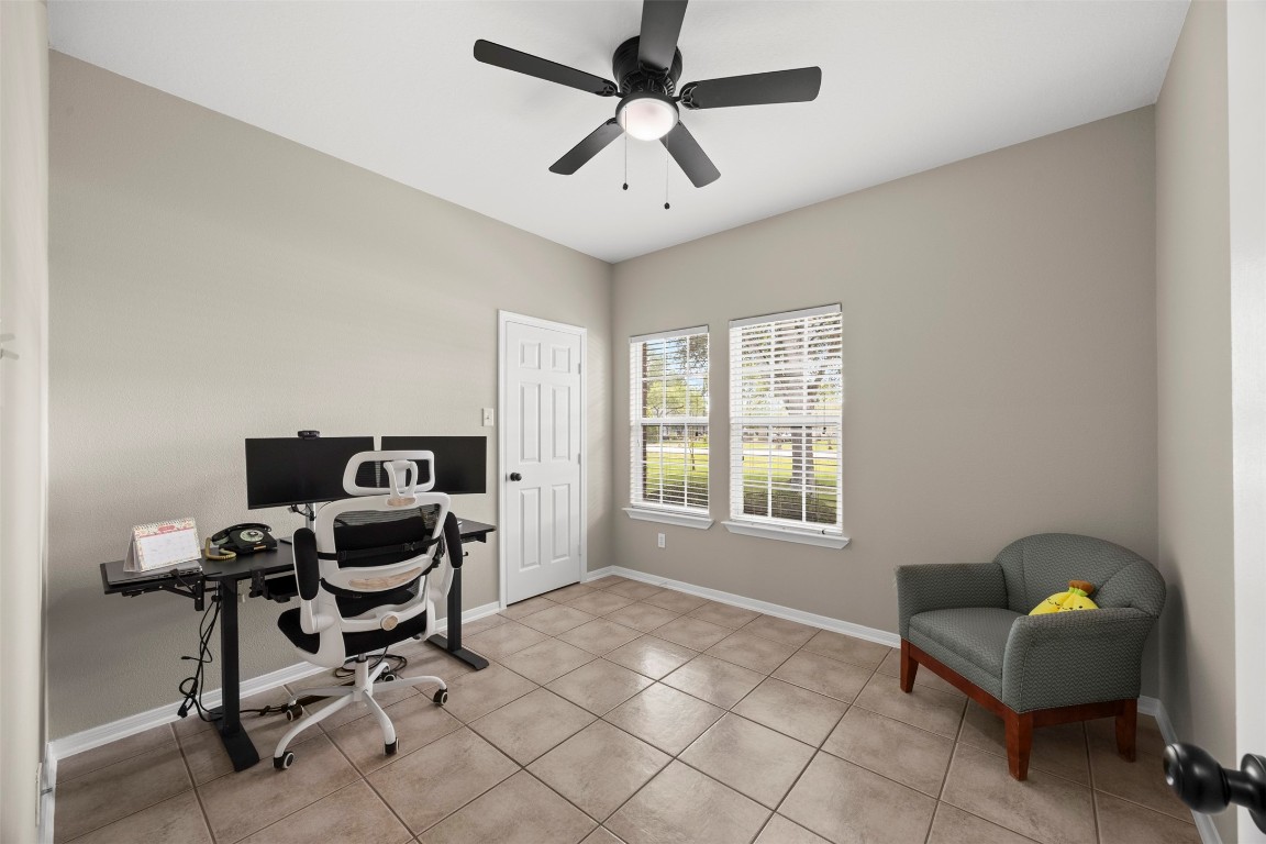 2318 Geronimo Lane Rosenberg, TX 77471 - Photo 11 of 30 1st Bedroom