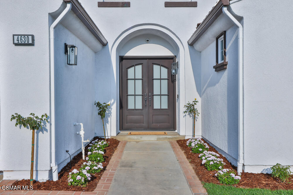 4630 Rio Bravo Court Moorpark, CA 93021 - Photo 4 of 58 a front view of a house