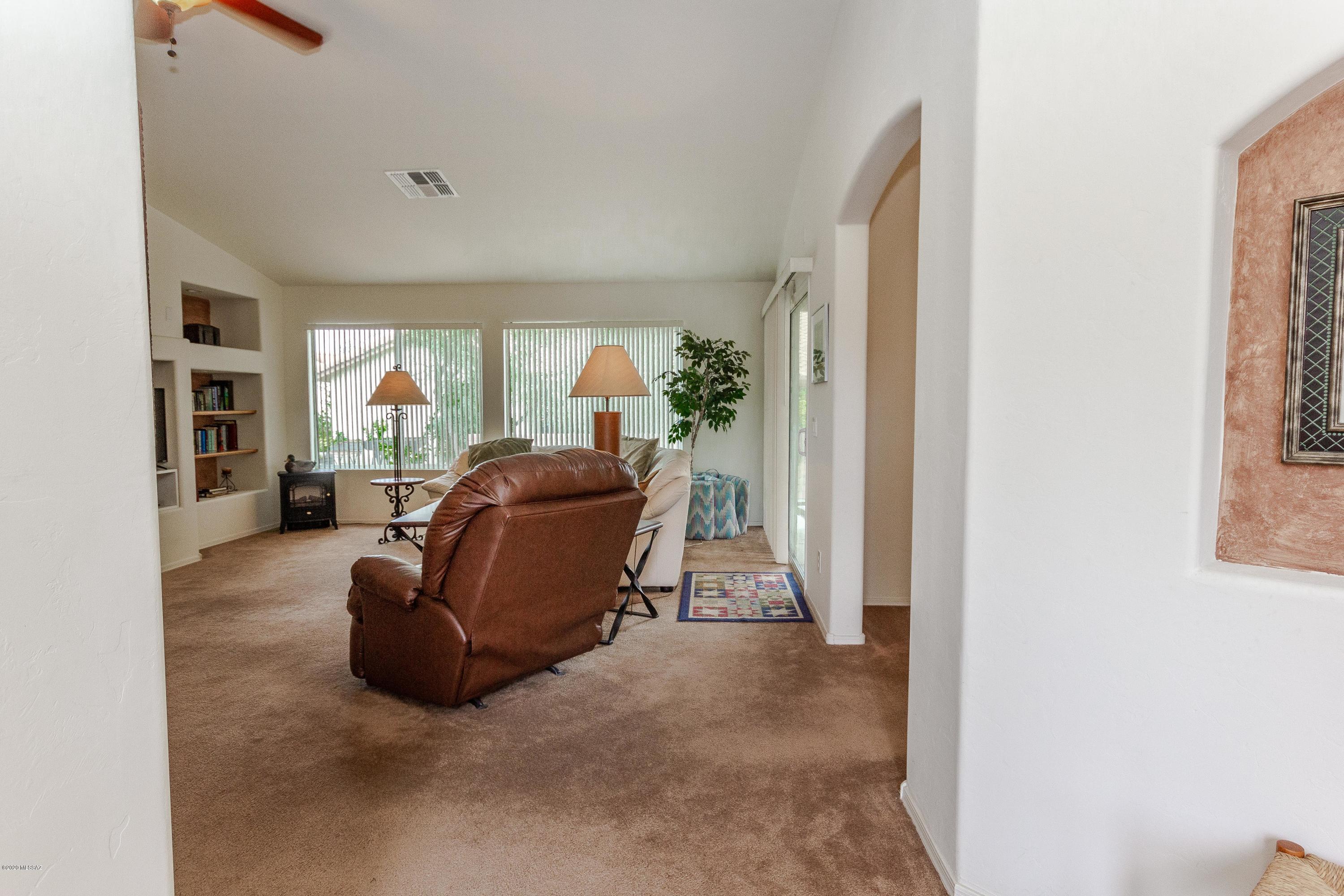 1436 North Bank Swallow Road Green Valley, AZ 85614 - Photo 6 of 44