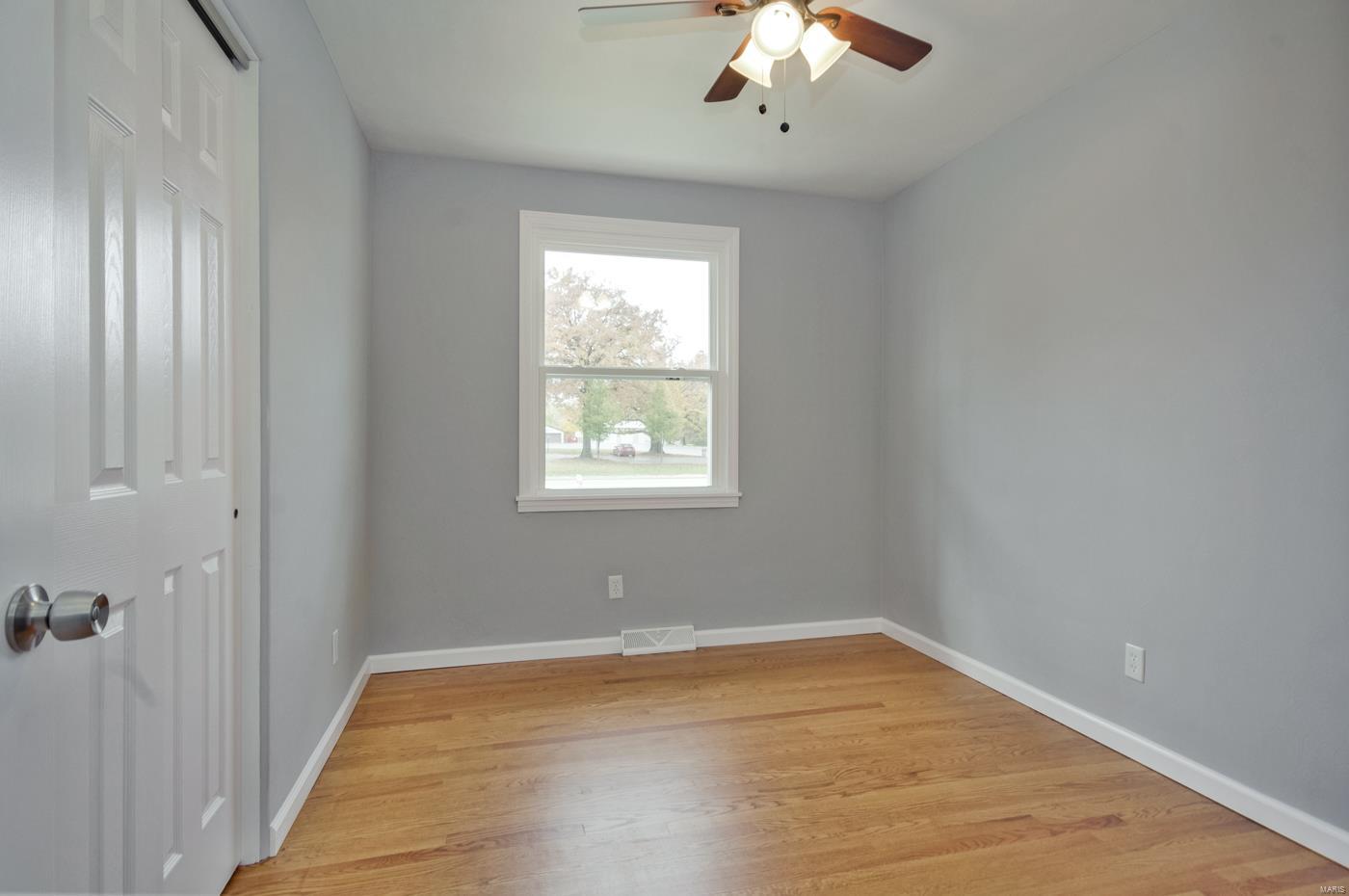 3871 Humbert Road Alton, IL 62002 - Photo 11 of 16 Gallery Image 11