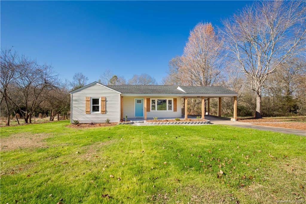 1631 Old Friendship Road Rock Hill, SC 29730 - Photo 2 of 23 Gallery Image 2