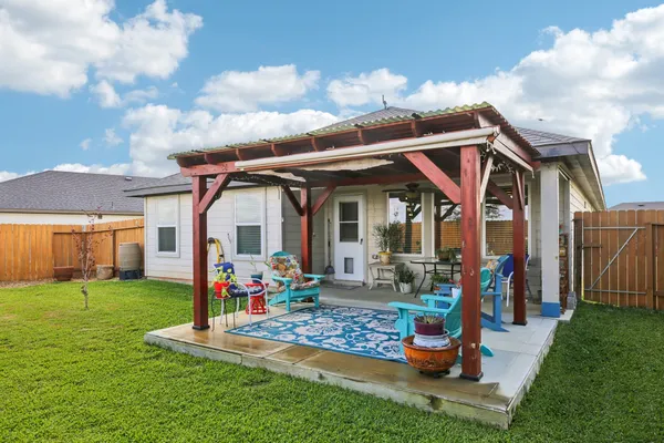 $286,000 | 1279 Thornbird Trail, Sealy, TX 77474