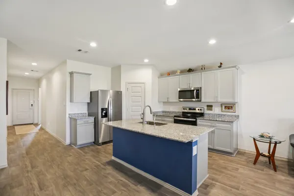 $286,000 | 1279 Thornbird Trail, Sealy, TX 77474