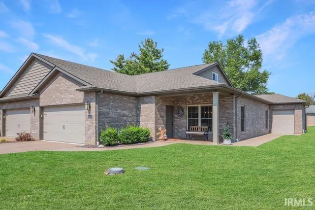 $450,000 | 8218 Nolia Lane, Newburgh, IN 47630