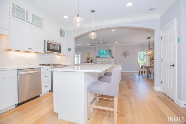 $450,000 | 8218 Nolia Lane, Newburgh, IN 47630