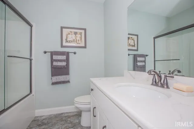 $450,000 | 8218 Nolia Lane, Newburgh, IN 47630