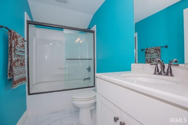 $450,000 | 8218 Nolia Lane, Newburgh, IN 47630