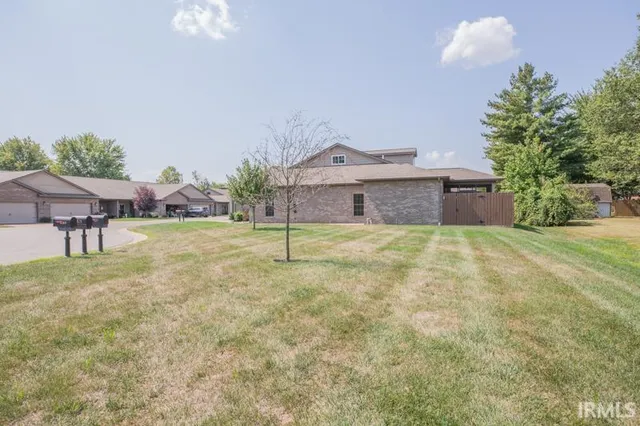 $450,000 | 8218 Nolia Lane, Newburgh, IN 47630