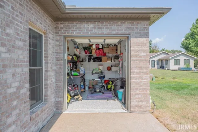 $450,000 | 8218 Nolia Lane, Newburgh, IN 47630