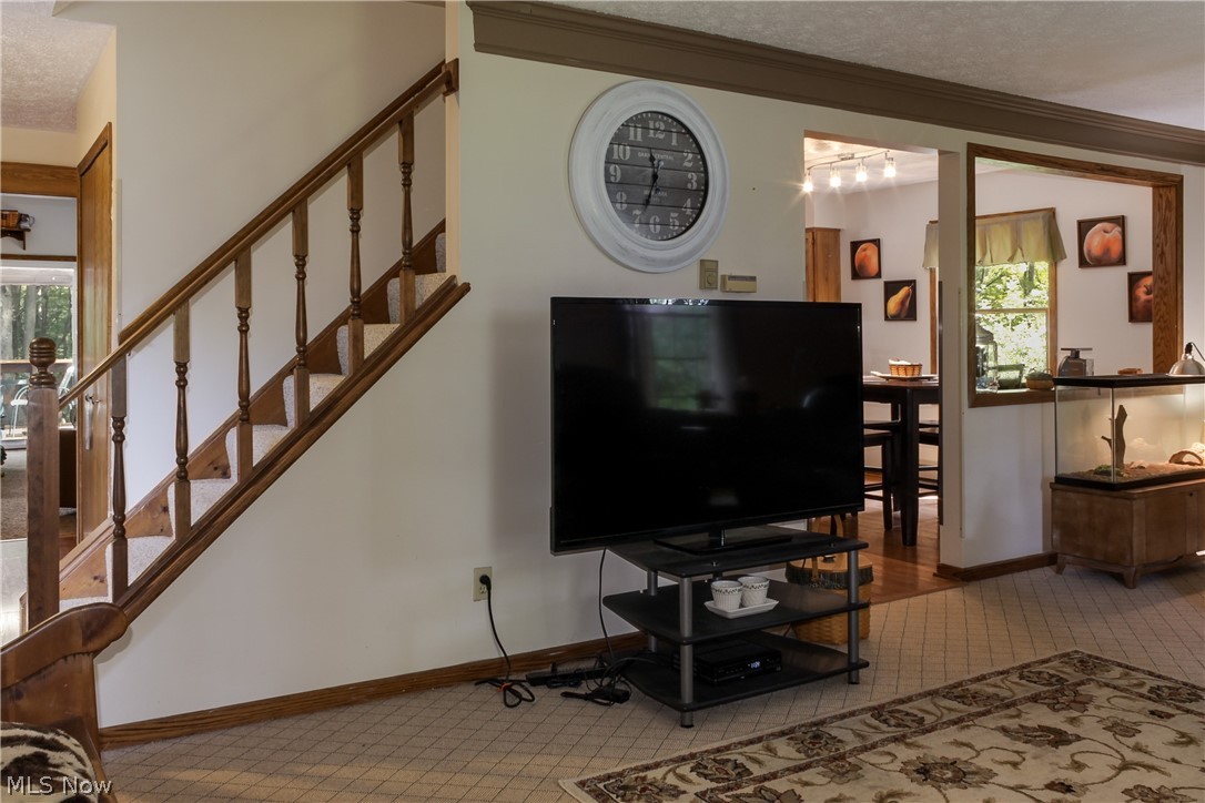 5177 Hayes Road Ravenna, OH 44266 - Photo 9 of 32 Gallery Image 9