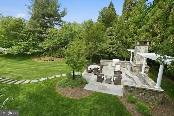 $3,995,000 | 2120 Elliott Avenue, McLean, VA 22101
