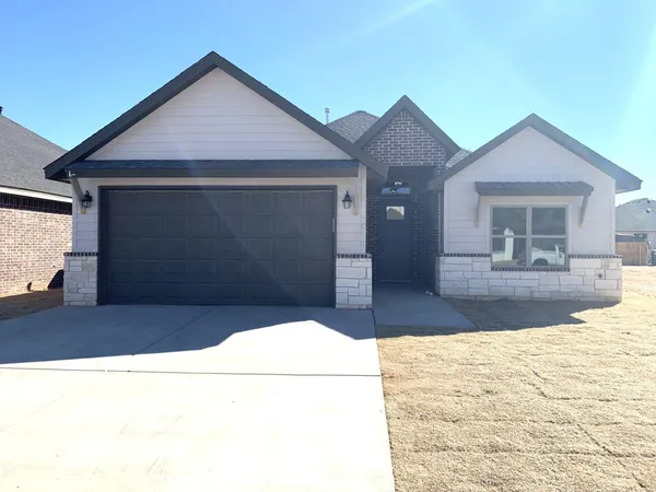 $2,000 | 1018 North Genoa Avenue, Lubbock, TX 79416