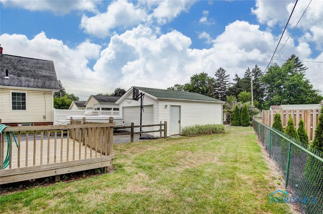 215 Colony Road Rossford, OH 43460 - Photo 32 of 36 Gallery Image 32