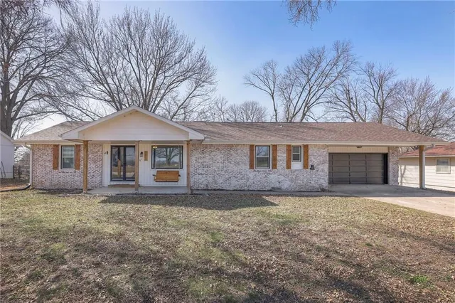 $249,500 | 1613 South Main Street, Clinton, MO 64735