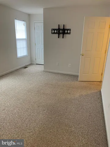 $2,700 | 43506 Postrail Square, Ashburn, VA 20147