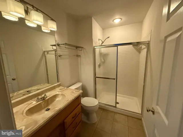 $2,700 | 43506 Postrail Square, Ashburn, VA 20147