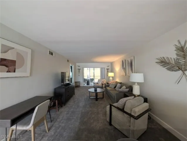 $179,995 | 2111 Barkeley Lane, Unit 13, Fort Myers, FL 33907