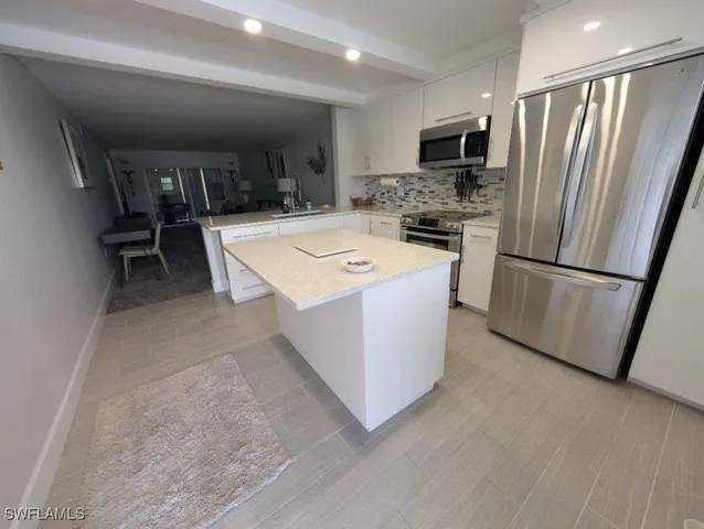 $179,995 | 2111 Barkeley Lane, Unit 13, Fort Myers, FL 33907