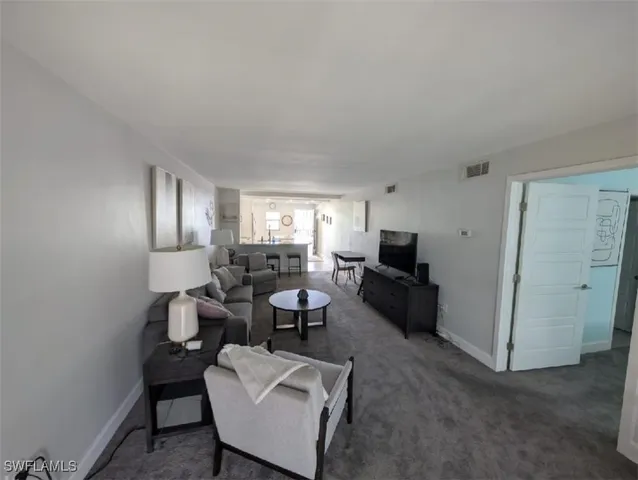 $179,995 | 2111 Barkeley Lane, Unit 13, Fort Myers, FL 33907