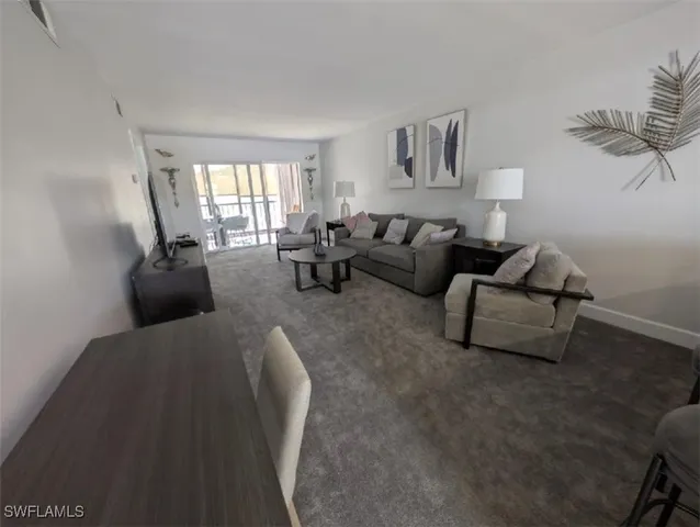 $179,995 | 2111 Barkeley Lane, Unit 13, Fort Myers, FL 33907