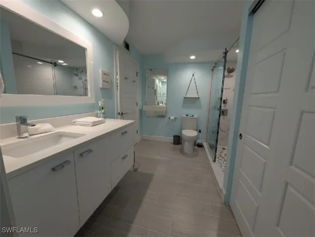 $179,995 | 2111 Barkeley Lane, Unit 13, Fort Myers, FL 33907