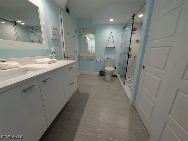 $179,995 | 2111 Barkeley Lane, Unit 13, Fort Myers, FL 33907