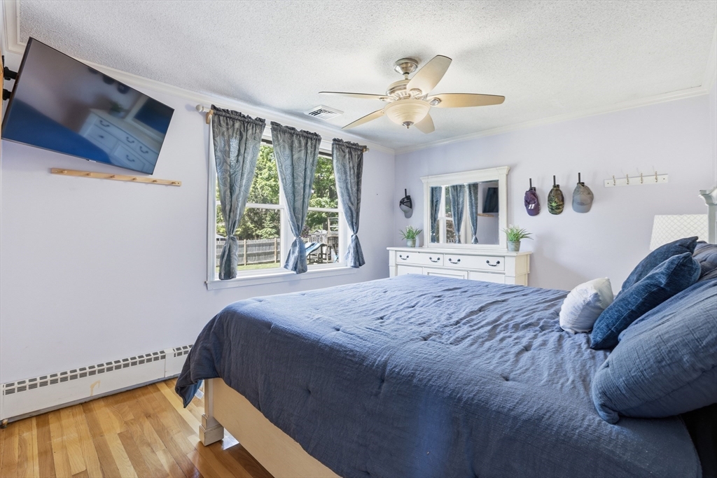 8 Maple Road Westford, MA 01886 - Photo 14 of 35