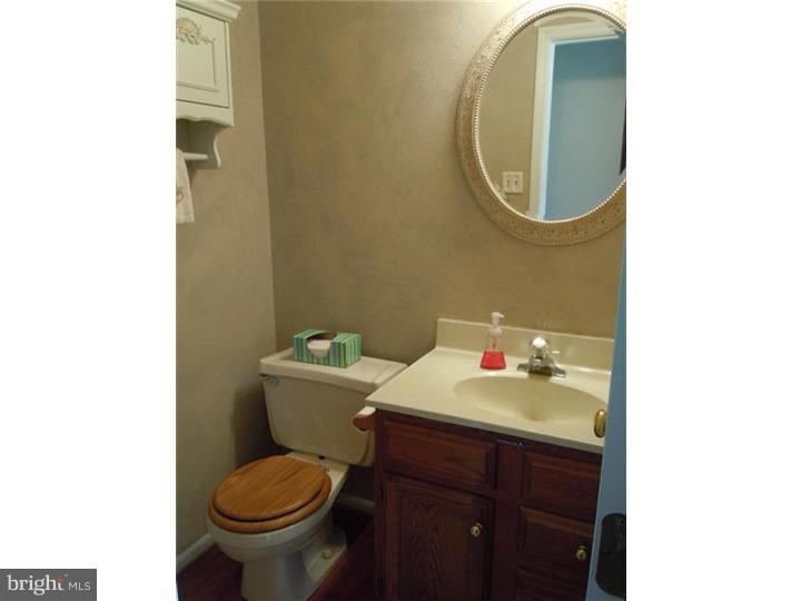 62 Glasgow Road Williamstown, NJ 08094 - Photo 15 of 25 Half Bath