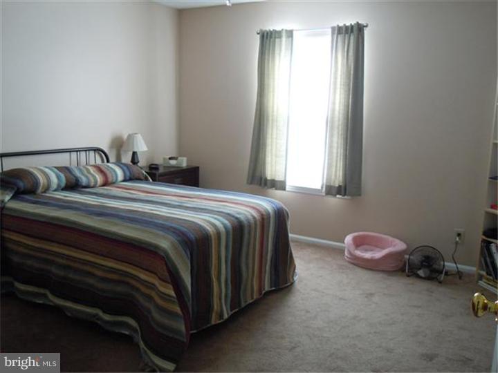 62 Glasgow Road Williamstown, NJ 08094 - Photo 19 of 25 Bedroom 2