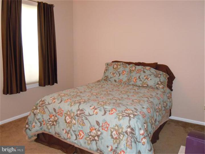 62 Glasgow Road Williamstown, NJ 08094 - Photo 20 of 25 Bedroom 3