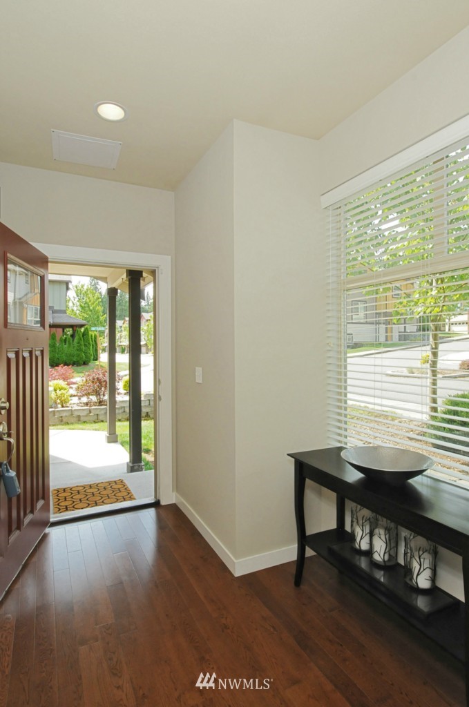 125 164th Place Southeast Bothell, WA 98012 - Photo 2 of 21