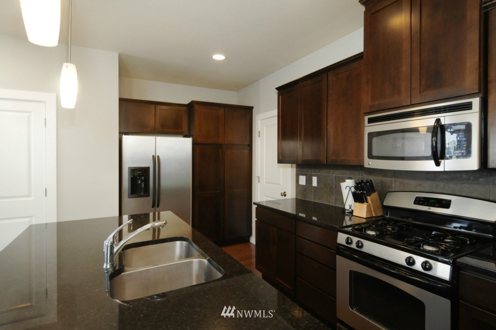 125 164th Place Southeast Bothell, WA 98012 - Photo 10 of 21