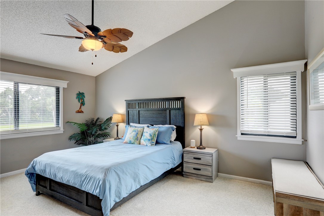 5725 Pelican Pointe Drive, Unit 4 Sebastian, FL 32958 - Photo 20 of 36