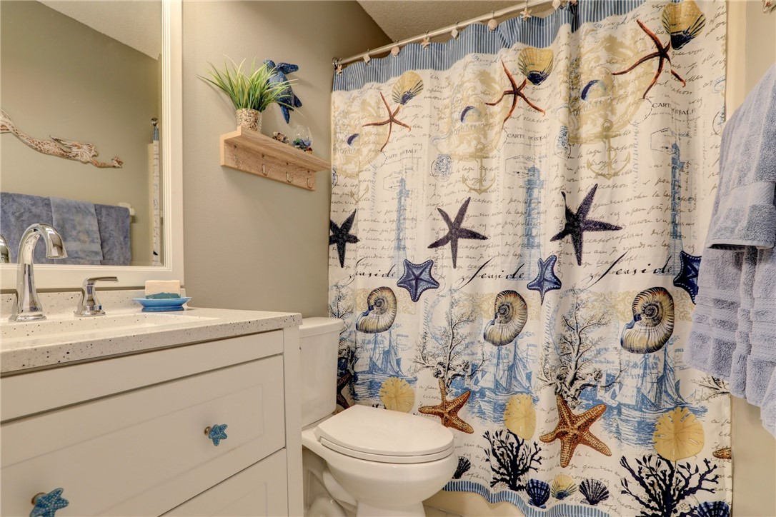 5725 Pelican Pointe Drive, Unit 4 Sebastian, FL 32958 - Photo 23 of 36