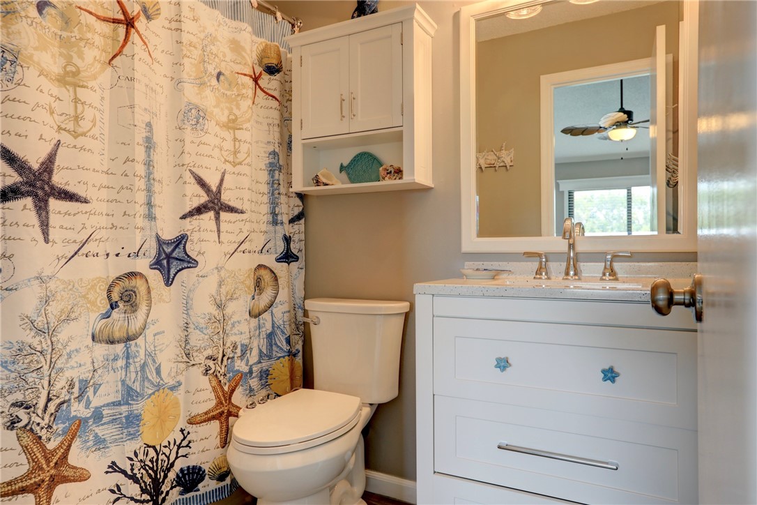 5725 Pelican Pointe Drive, Unit 4 Sebastian, FL 32958 - Photo 27 of 36