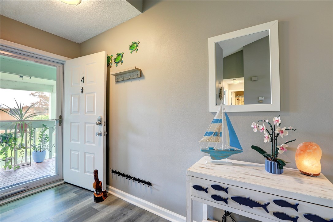 5725 Pelican Pointe Drive, Unit 4 Sebastian, FL 32958 - Photo 8 of 36