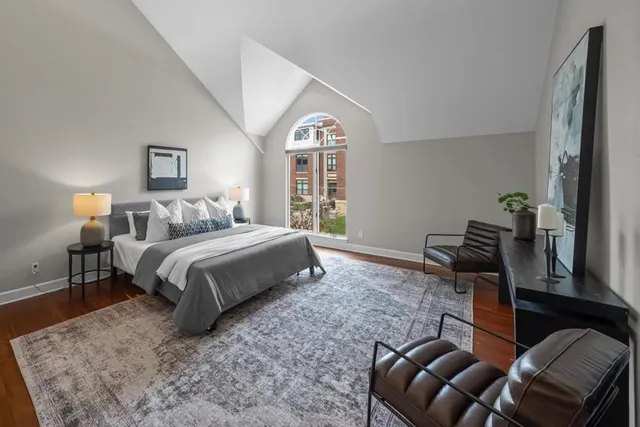 $550,000 | 1101 West 47th Street, Unit B, Kansas City, MO 64112