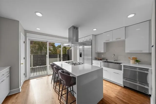 $550,000 | 1101 West 47th Street, Unit B, Kansas City, MO 64112